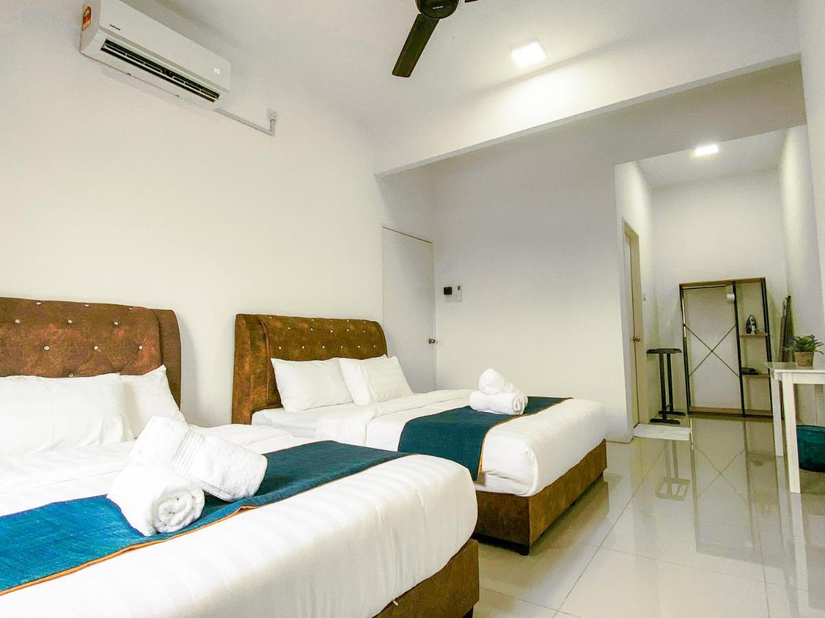 Tamu Place 3-bedroom Serviced With Pool * Kuala Terengganu