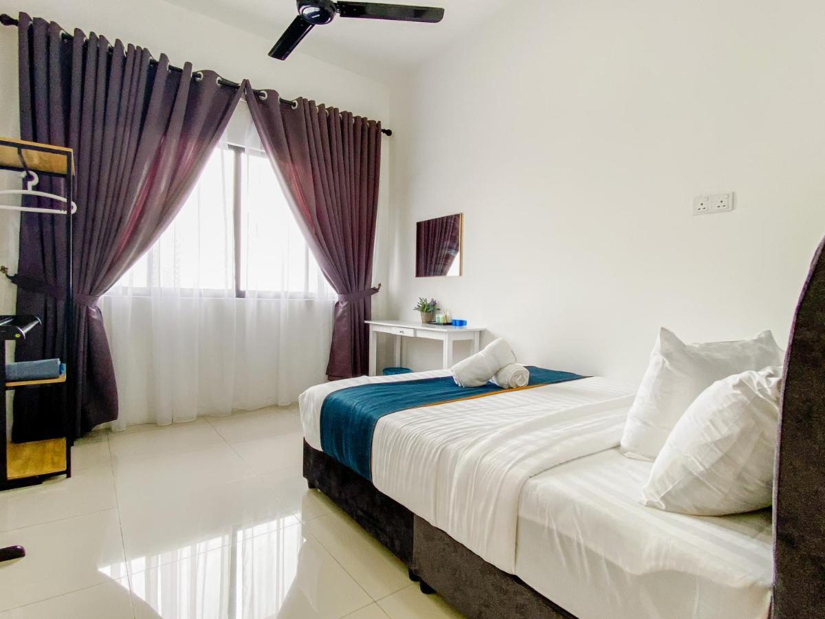 Tamu Place 3-bedroom Serviced With Pool Apartment Kuala Terengganu
